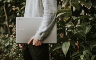 8 Reasons to Consider Studying Online for Your MBA